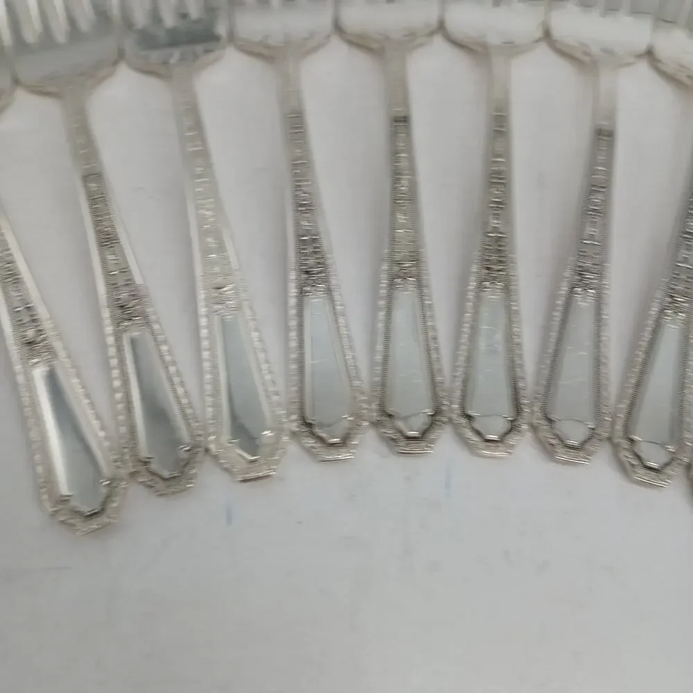 11X SF ROGERS Extra Plate SilverPlate CHALFONTE Salad Forks Flatware